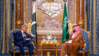 ولي العهد يبحث مع رئيس وزراء باكستان تعزيز التعاون الثنائي 4 99 268