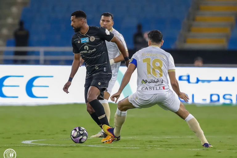 التعاون يكتسح ضمك بسداسية ويخطف وصافة دوري روشن 1 999 173