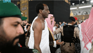 رئيس وزراء جمهورية النيجر يؤدي مناسك العمرة 4 999 179