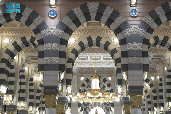 138 ألف وحدة إنارة بالمسجد النبوي تدعم الاستدامة وتبرز الجمال المعماري 1 999 2 33