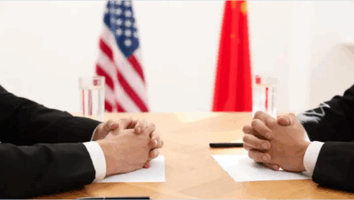 تصعيد مفاجئ.. ترامب يضاعف الرسوم إلى 100% رداً على "خنق" الصين للمعادن النادرة 4 999 2 8