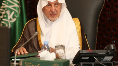 محافظ الطائف يوجّه بإدراج سيرة الأمير خالد الفيصل ضمن أعلام الأدب السعودي 5 999 204