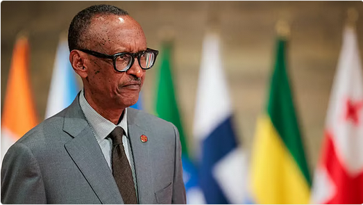 رئيس جمهورية رواندا يغادر الرياض وفي مقدمة مودعيه نائب أمير المنطقة 1 999 4 1