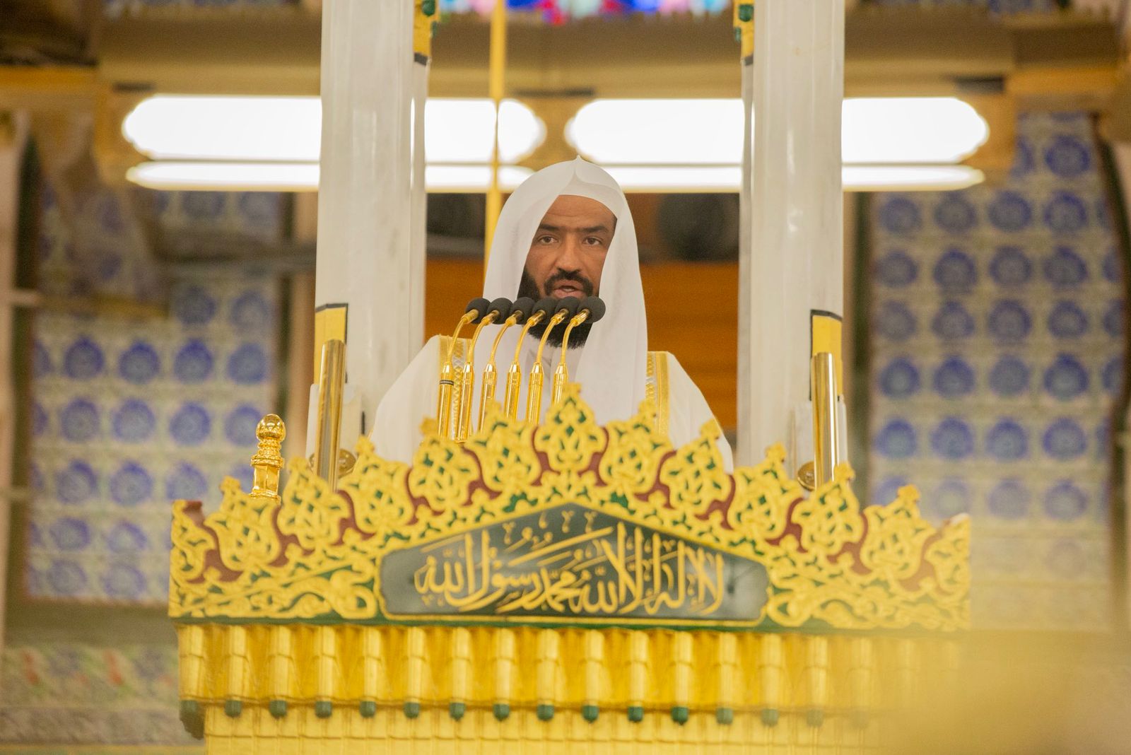 خطيب المسجد النبوي:عدم مراقبة الله ومصاحبة الغافلين من أهم أسباب الغفلة 1 WhatsApp Image 2025 09 26 at 2.08.51 PM