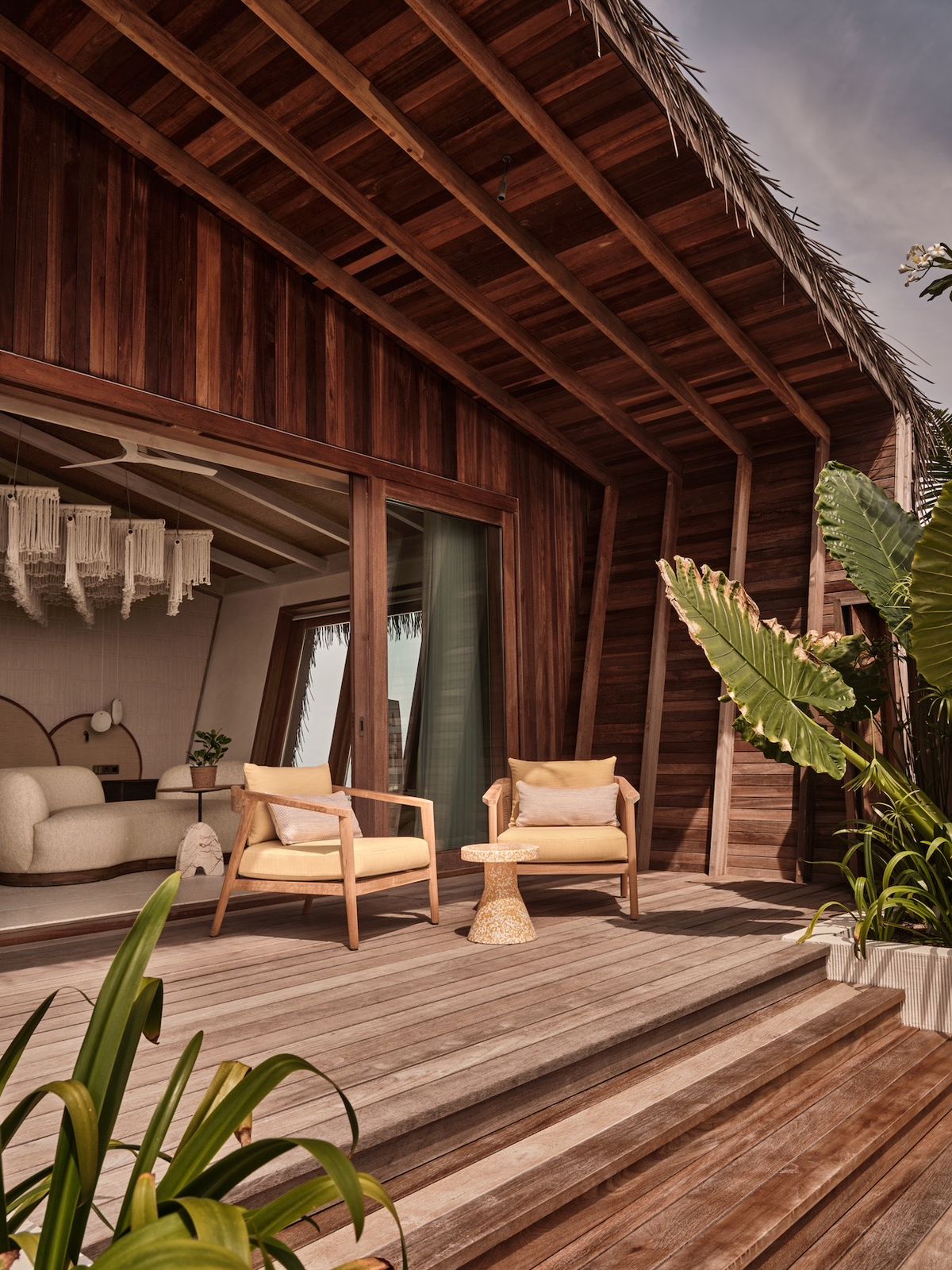 منتجع .HERE يعيد تعريف السفر الفاخر في المالديف 2 WhatsApp Image 2026 01 14 at 9.00.29 AM 3