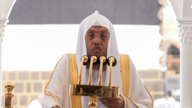 فضيلة الشيخ الدكتور أسامة خياط يؤم المصلين لصلاة الجمعة بالمسجد الحرام 4 WhatsApp Image 2026 05 01 at 2.11.03 PM